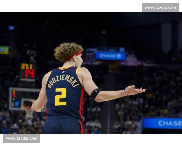 库里与波杰姆斯基 WNBA 赛场温情互动：师徒对话点燃跨界篮球热情